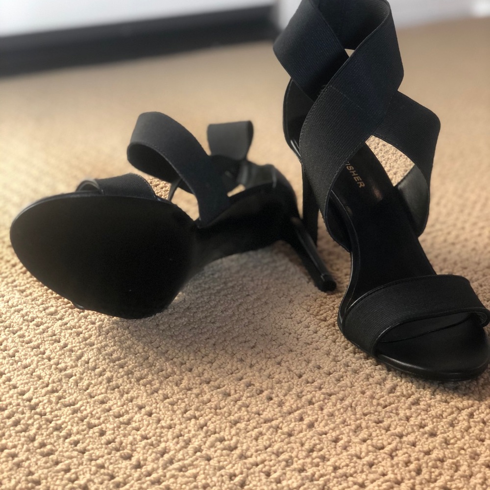 Marc fisher sandals